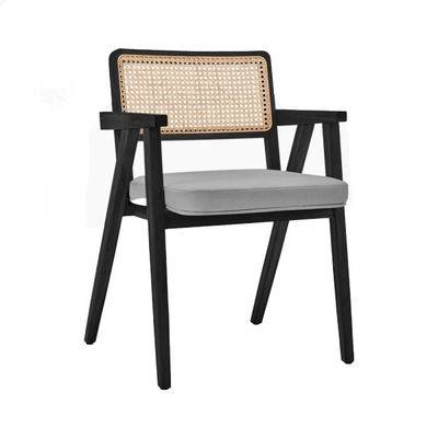 comprar Cadeira de jantar de madeira preta e de cana empilhável Retro Cadeira de madeira de rotin Fabricação em linha