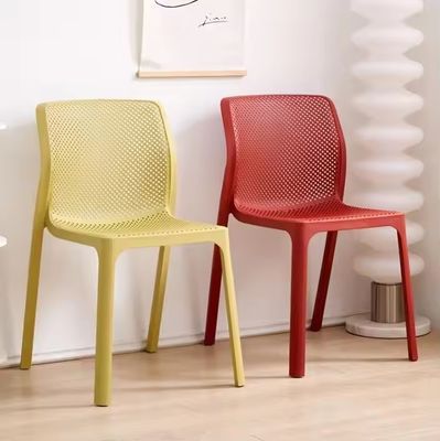 comprar Restaurante cadeiras de jantar empilháveis com e OEM cores a preços acessíveis Fabricação em linha