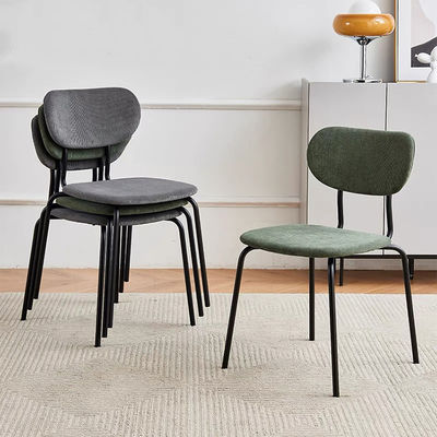 comprar Cadeira de jantar de veludo ou couro empilhada com pernas de metal ajustáveis Fabricação em linha